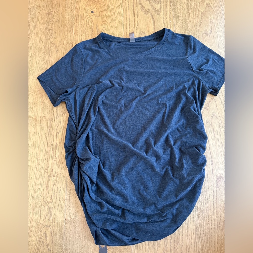 Beyond the Bump Featherweight Maternity Tee - Darkest Night (Black) Sz L - Picture 4 of 5